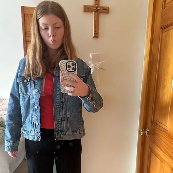 Meet your Posher, Claire - Picture 1 of 1